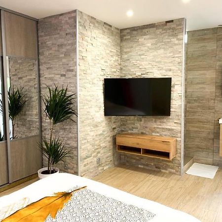 Le Menhir 2 Jacuzzi Spa Terasse Barbecue La Roche-Blanche  Ngoại thất bức ảnh